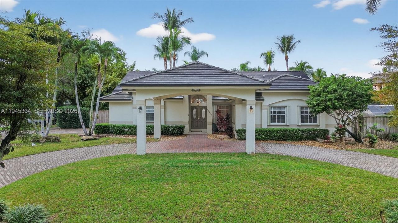 12200 SW 100th St, Miami, FL 33186 Photo