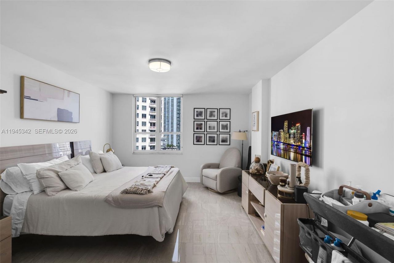 701 Brickell Key Blvd, Unit 1606, Miami, FL 33131 Photo