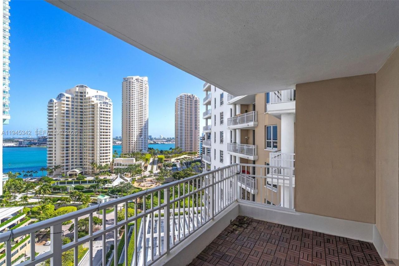 701 Brickell Key Blvd, Unit 1606, Miami, FL 33131 Photo