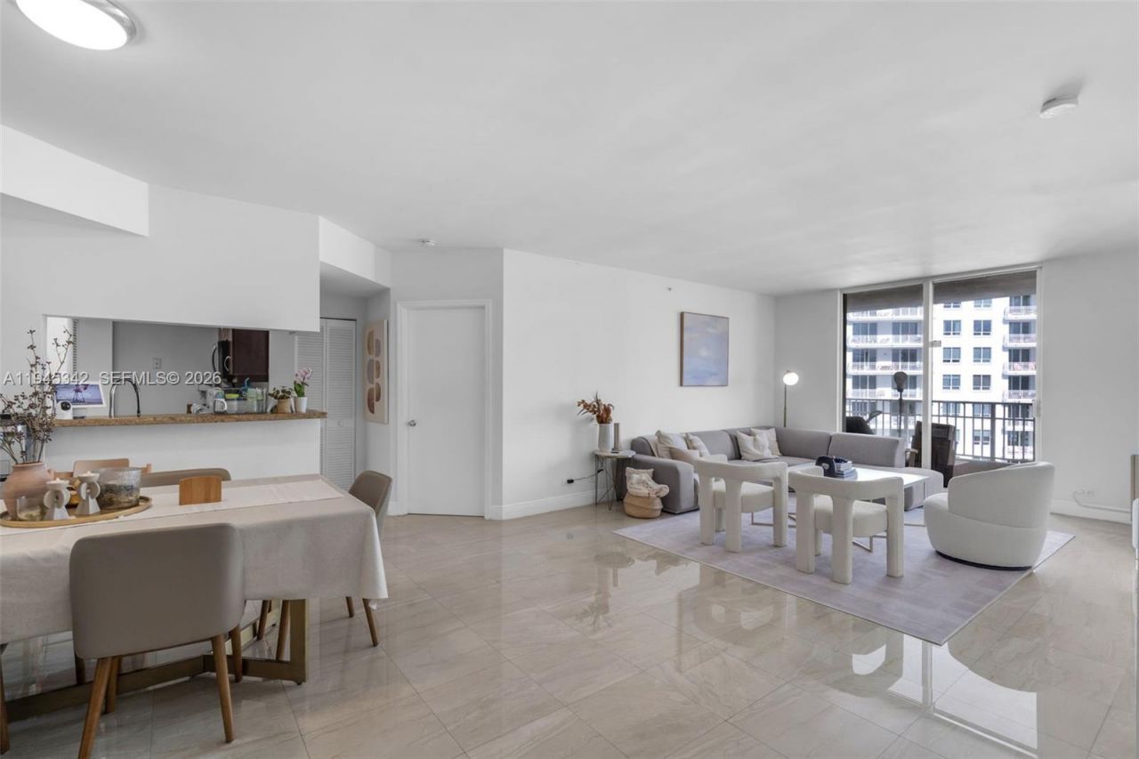 701 Brickell Key Blvd, Unit 1606, Miami, FL 33131 Photo