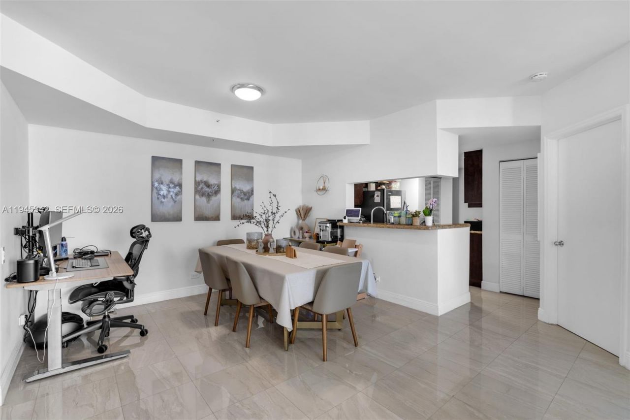 701 Brickell Key Blvd, Unit 1606, Miami, FL 33131 Photo