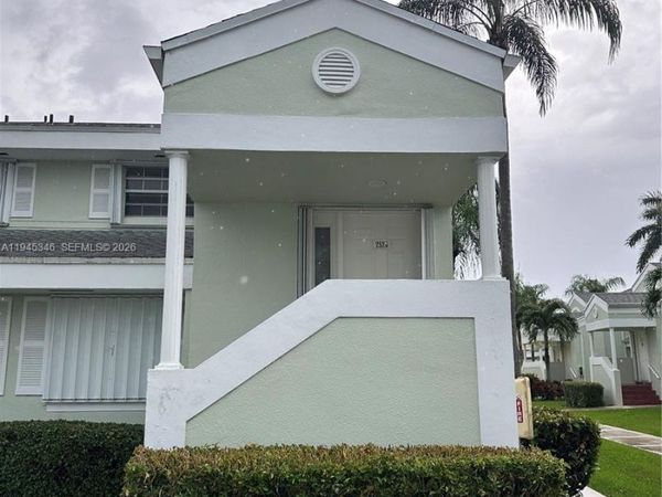2526 SE 20th Pl , Unit 207-B, Homestead, FL 33035