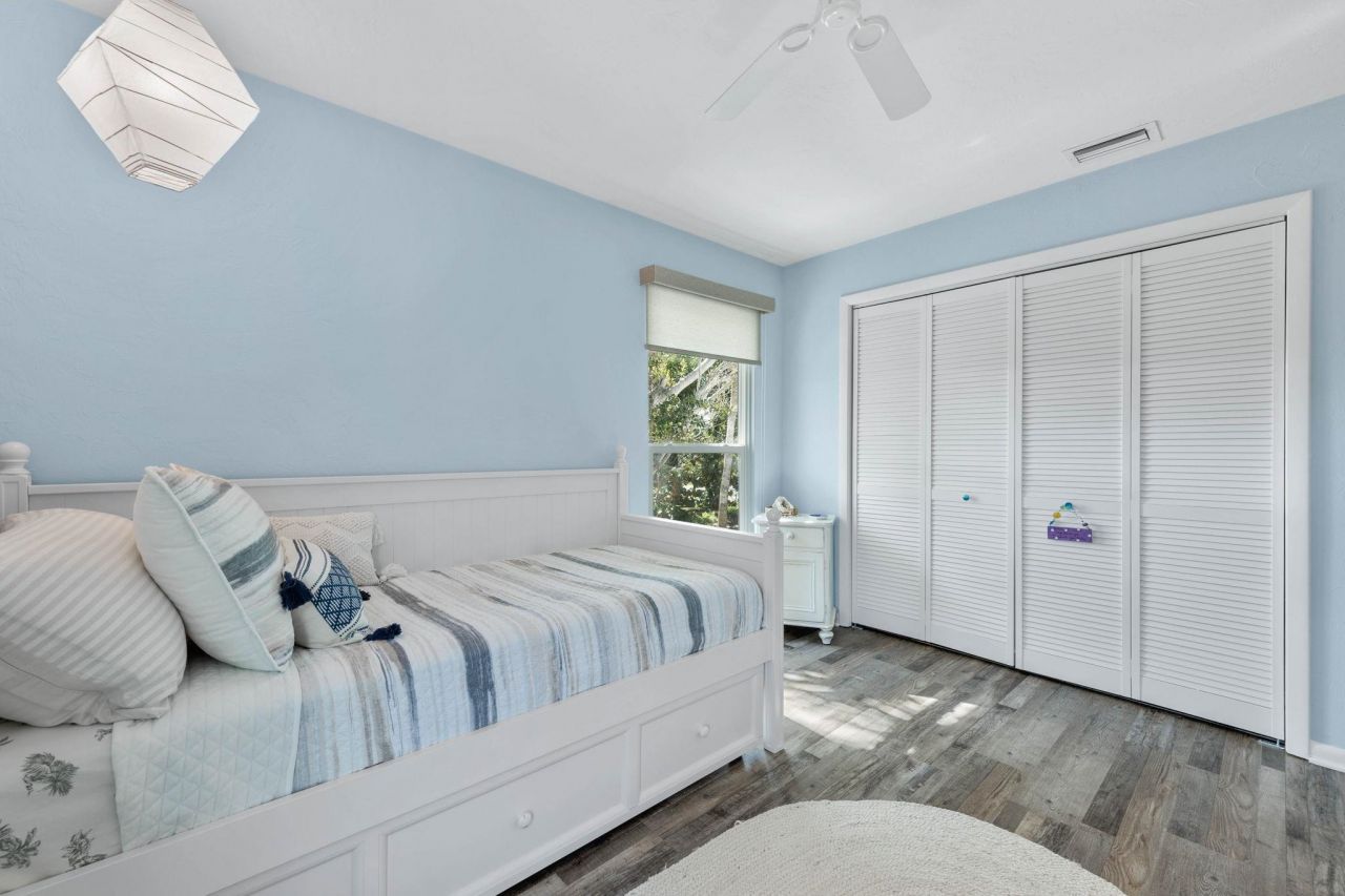 6092 Sanibel Captiva Rd, Sanibel, FL 33957 Photo