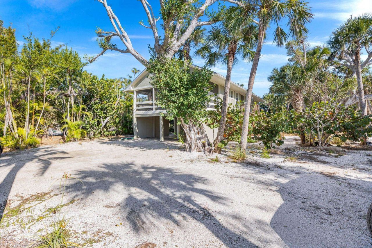6092 Sanibel Captiva Rd, Sanibel, FL 33957 Photo