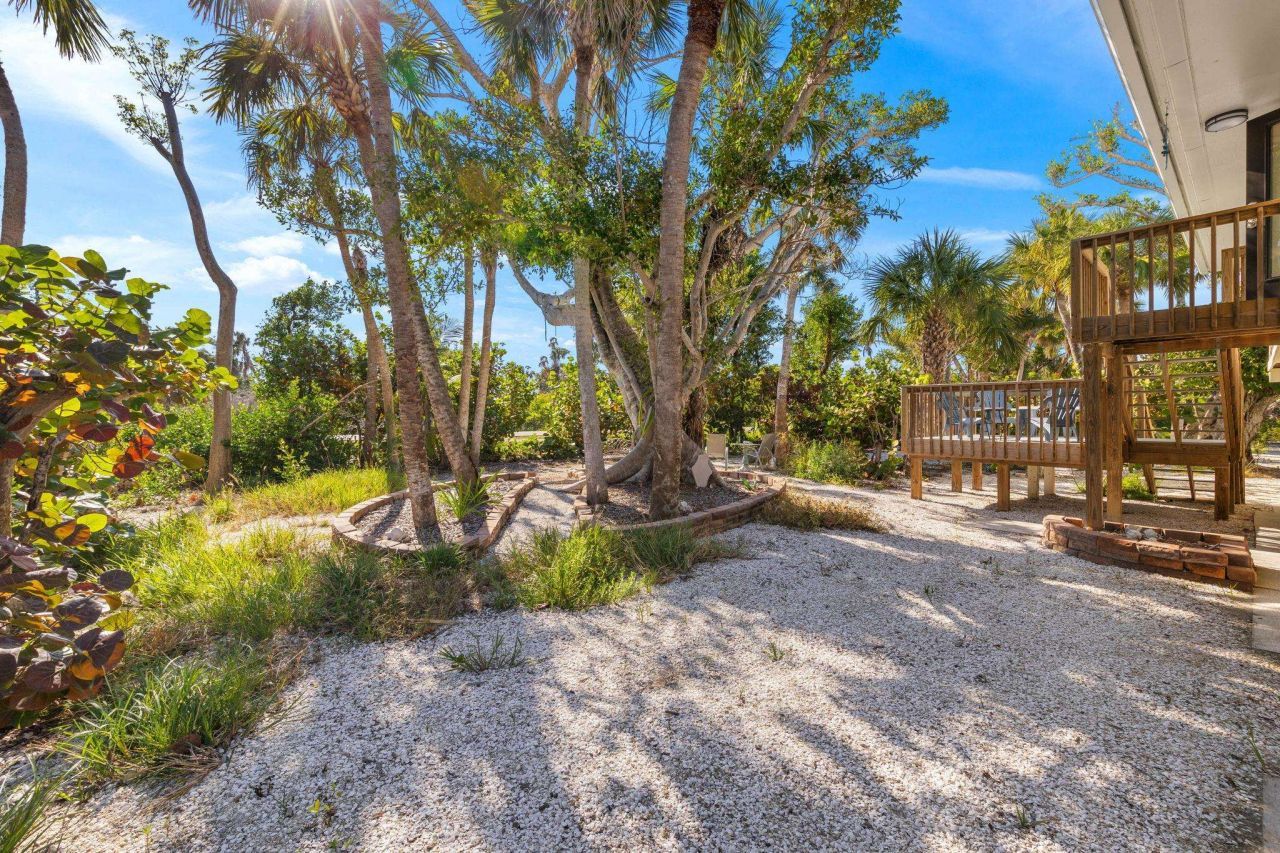 6092 Sanibel Captiva Rd, Sanibel, FL 33957 Photo