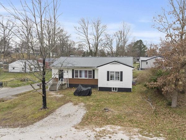 1000 Powell Lane, Flatwoods, KY 41139
