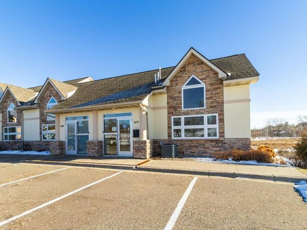 4657 White Bear Parkway , White Bear Lake, MN 55110