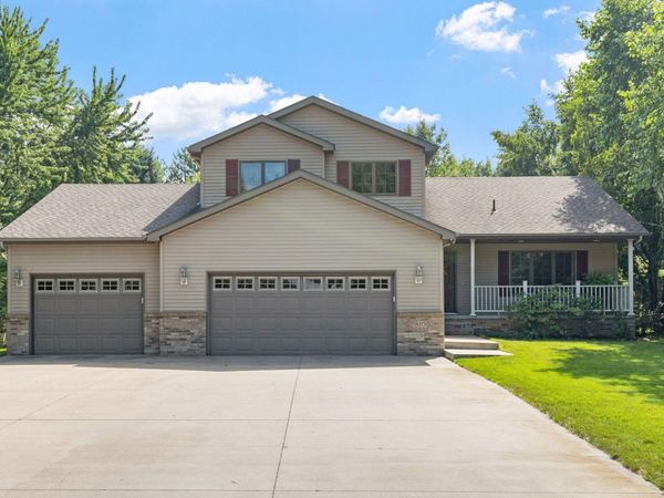 810 E 7th Street, Litchfield, MN 55355