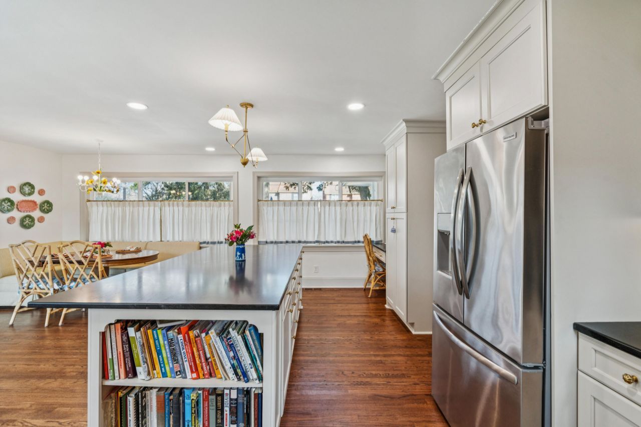 1683 Pearlott Street Photo 14