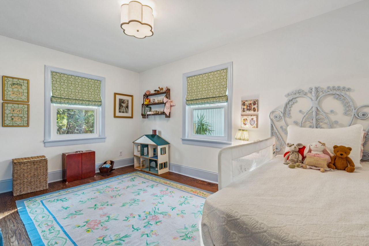 1683 Pearlott Street Photo 26