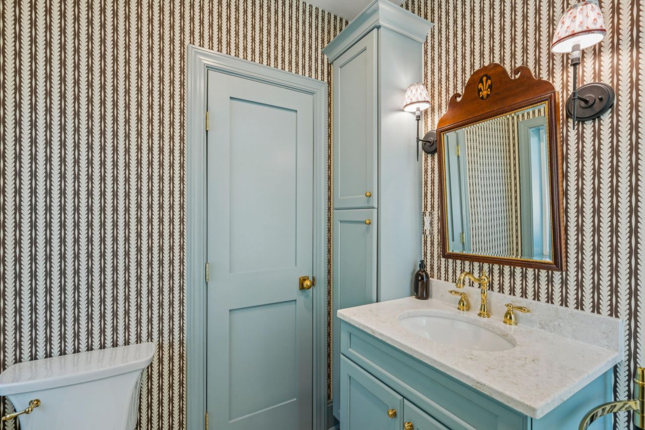 1683 Pearlott Street Photo 28