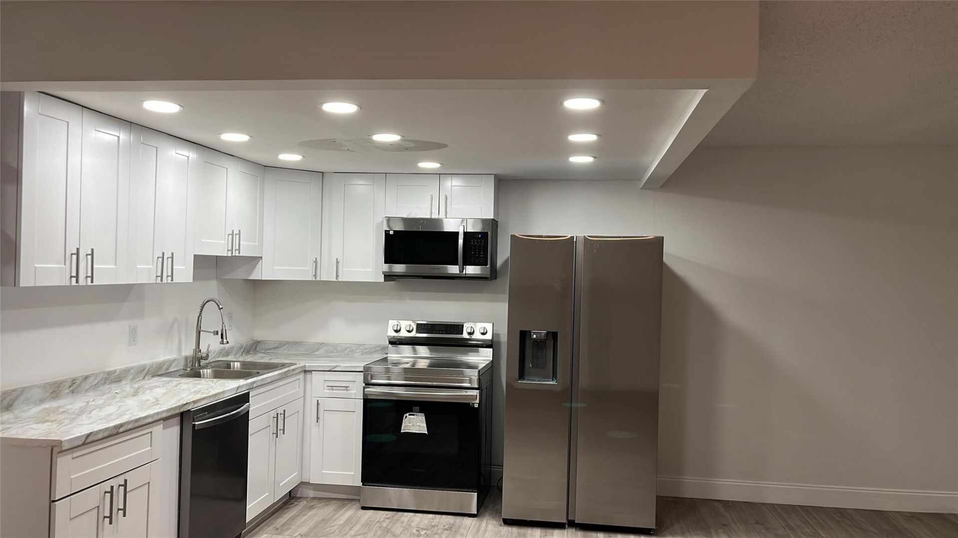 1052 Hythe, Unit 1052, Boca Raton, FL 33434 Photo