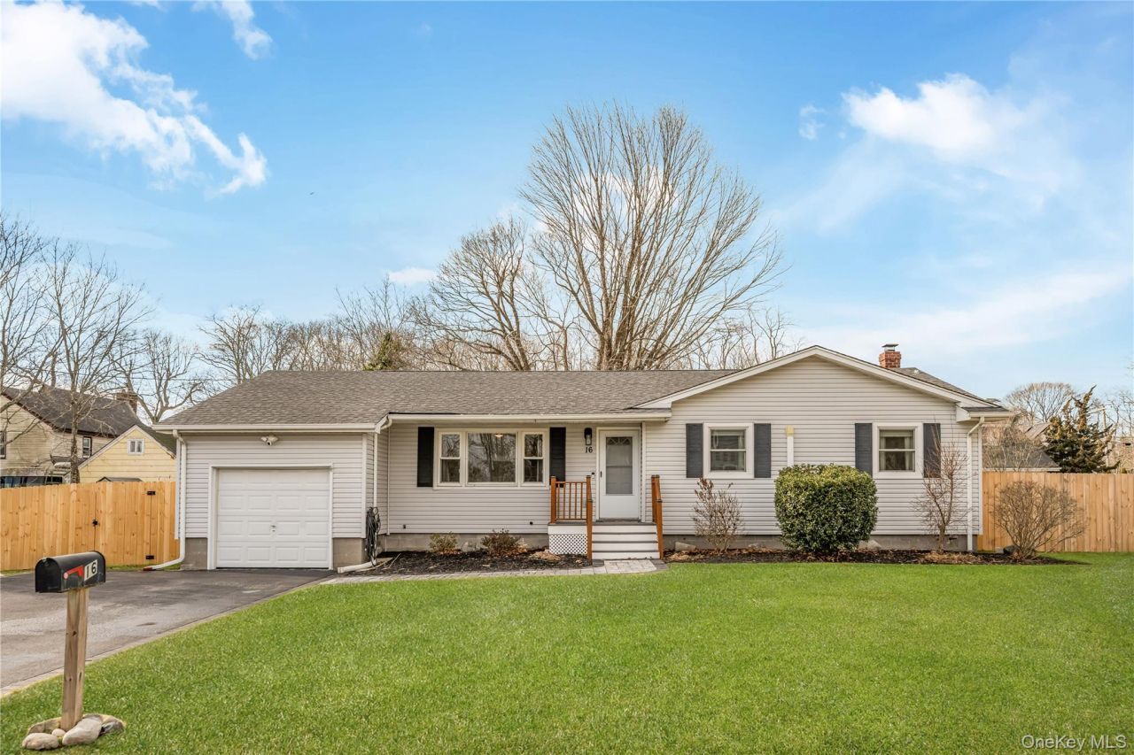 16 Hawkins Avenue, Center Moriches, NY 11934 Main Photo