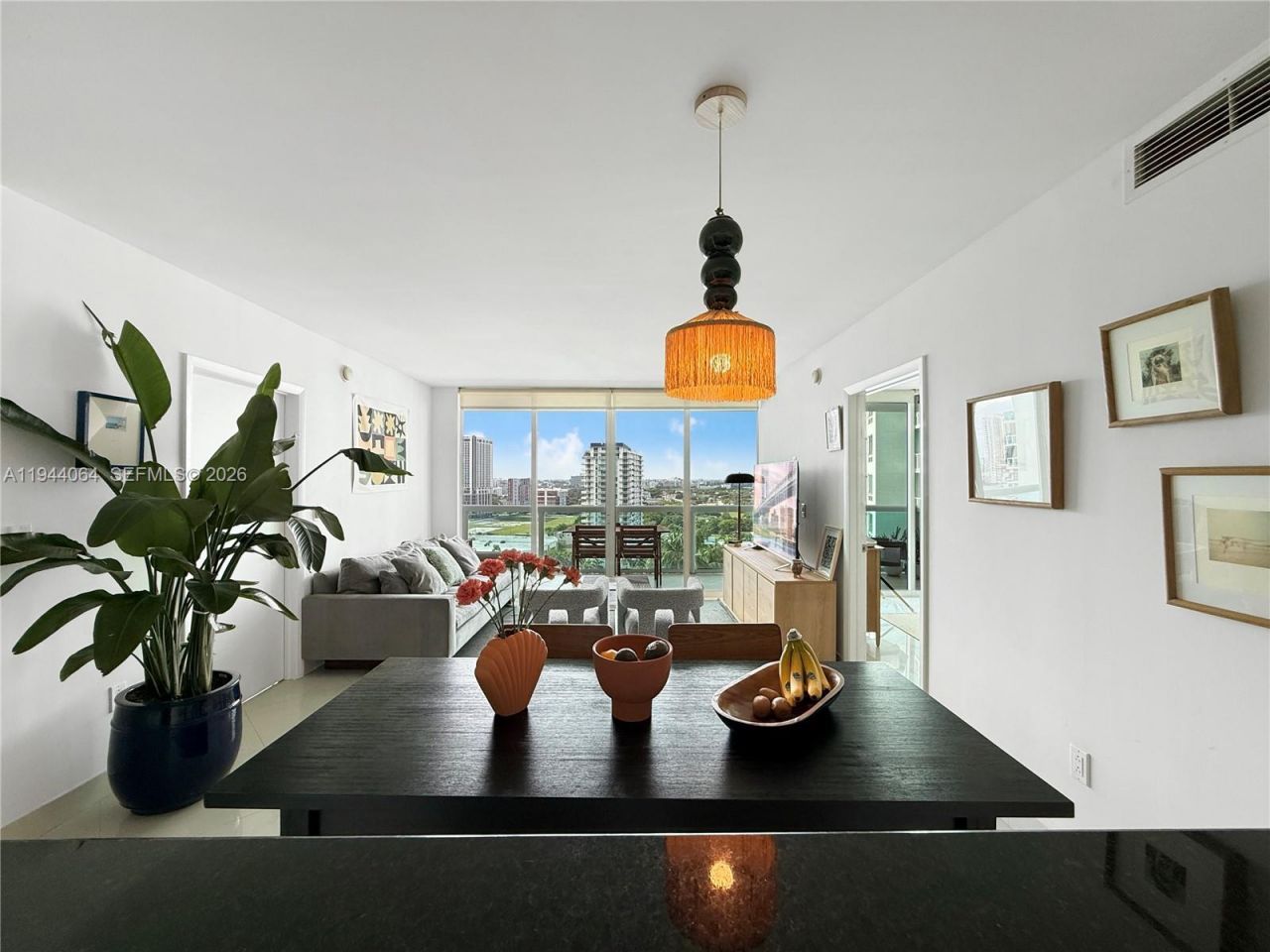 1800 N Bayshore Dr , Unit 1810, Miami, FL 33132 Photo