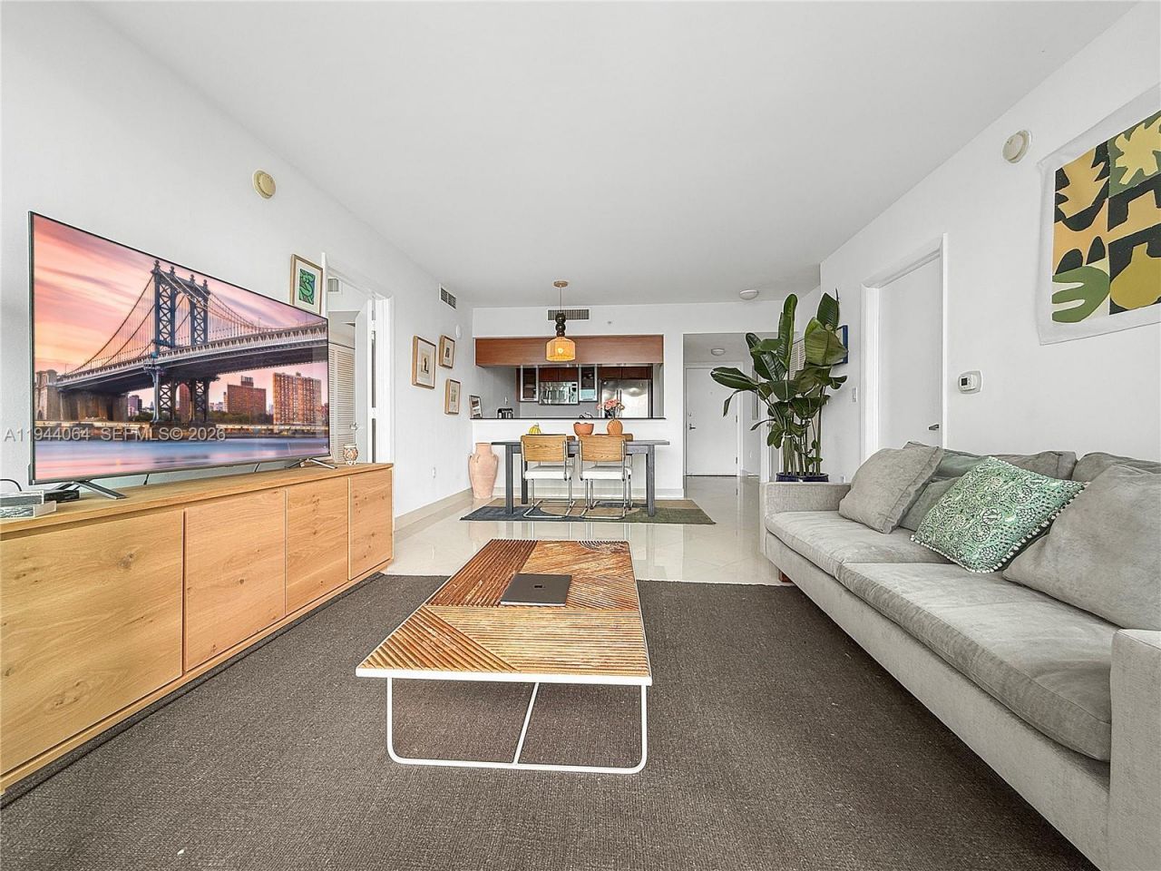 1800 N Bayshore Dr , Unit 1810, Miami, FL 33132 Photo