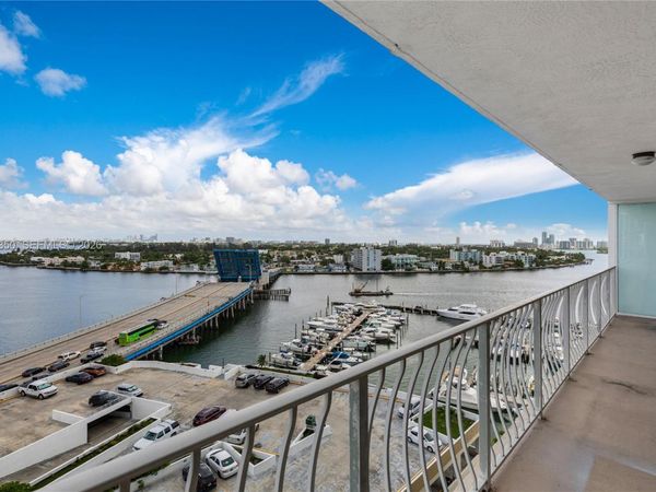 7601 E Treasure Dr , Unit 1415, North Bay Village, FL 33141