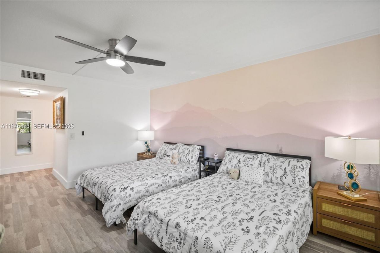 380 Racquet Club Rd, Unit 204, Weston, FL 33326 Photo