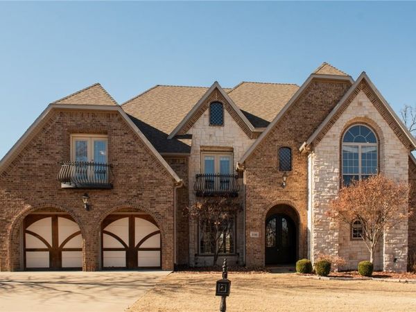 5106 S Sloan Circle, Rogers, AR 72758