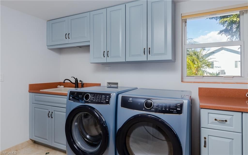 1406 Causey Ct E, Sanibel, FL 33957 Photo