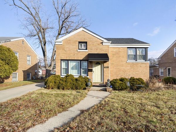 2341 S 24th Avenue, Broadview, IL 60155