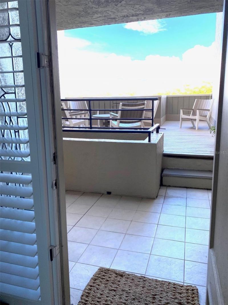 2675 Gulf Of Mexico Drive, Unit 302, Longboat Key, FL 34228 Photo