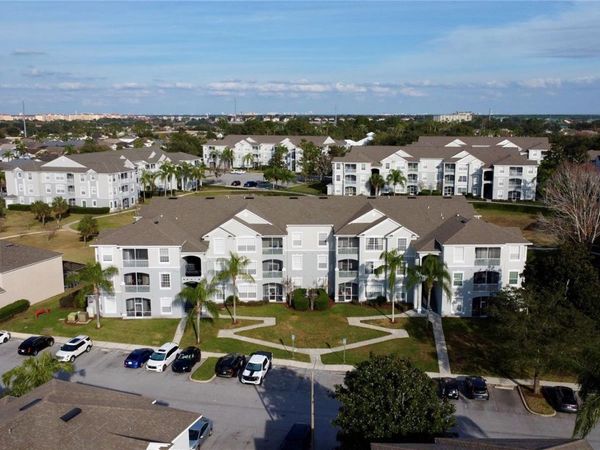 2305 SILVER PALM DRIVE, Unit 304, KISSIMMEE, FL 34747