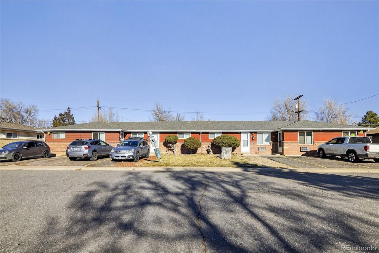 7705 W 61st Avenue, Arvada, CO 80004 Main Photo