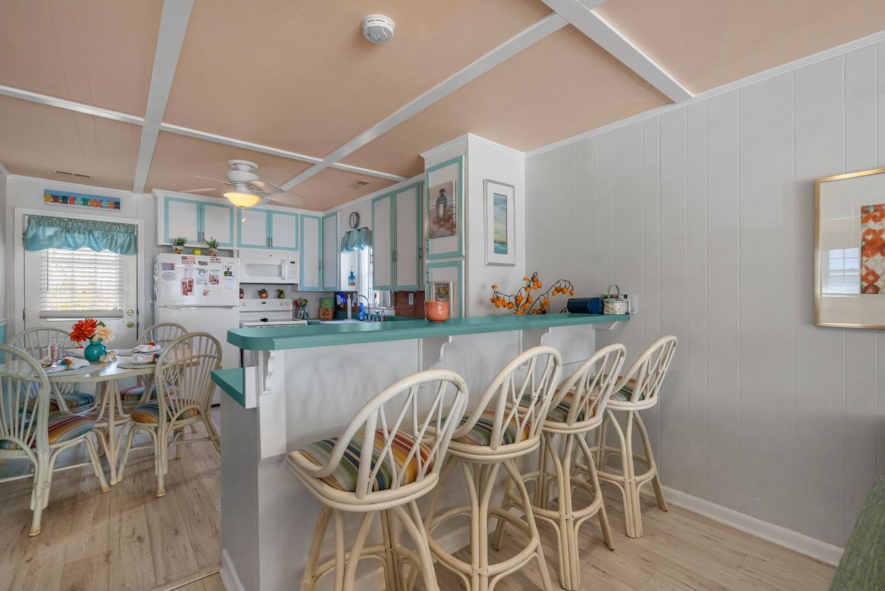 800 Perrin Dr. Photo 14