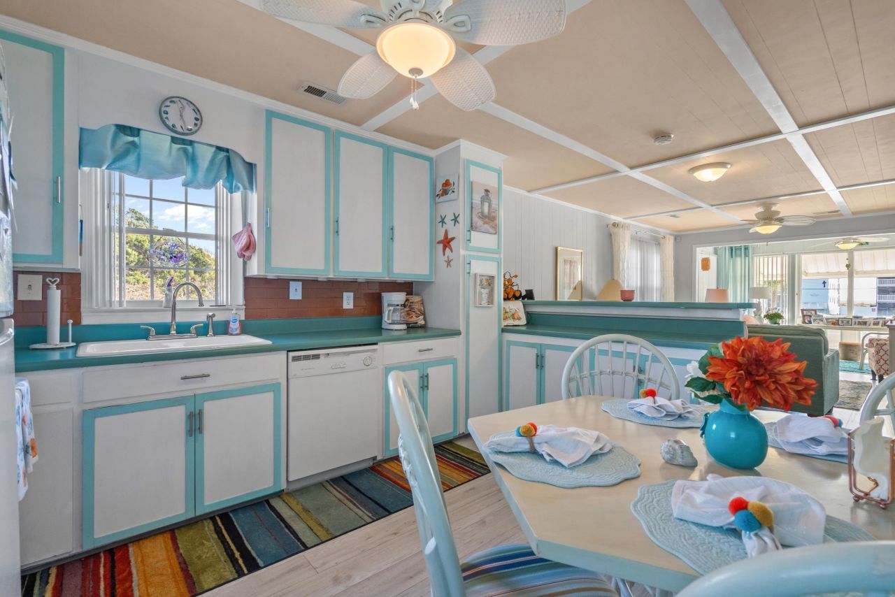 800 Perrin Dr. Photo 16