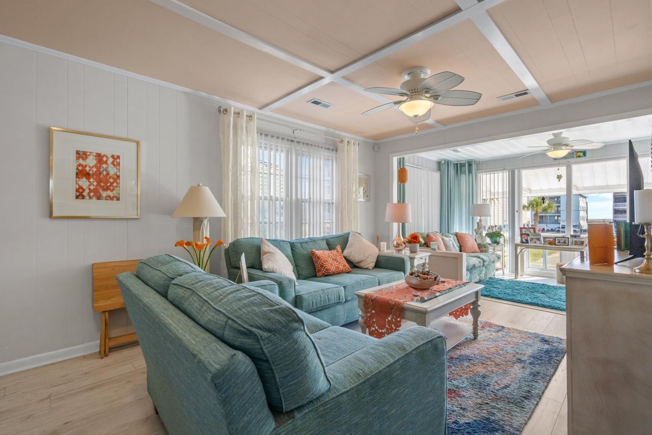 800 Perrin Dr. Photo 4