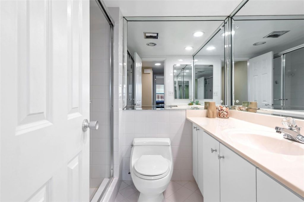 4010 Galt Ocean Drive, Unit 312, Fort Lauderdale, FL 33308 Photo