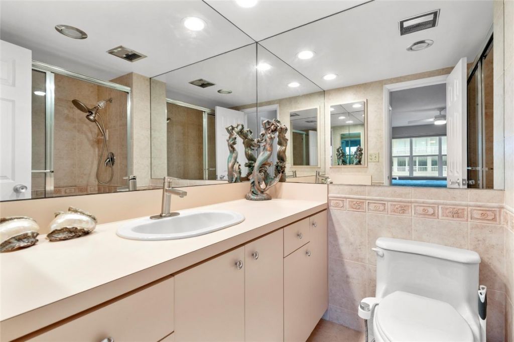 4010 Galt Ocean Drive, Unit 312, Fort Lauderdale, FL 33308 Photo