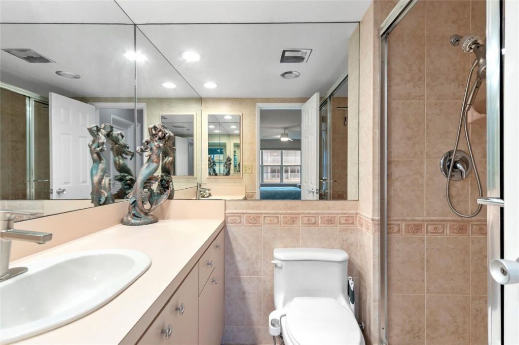 4010 Galt Ocean Drive, Unit 312, Fort Lauderdale, FL 33308 Photo