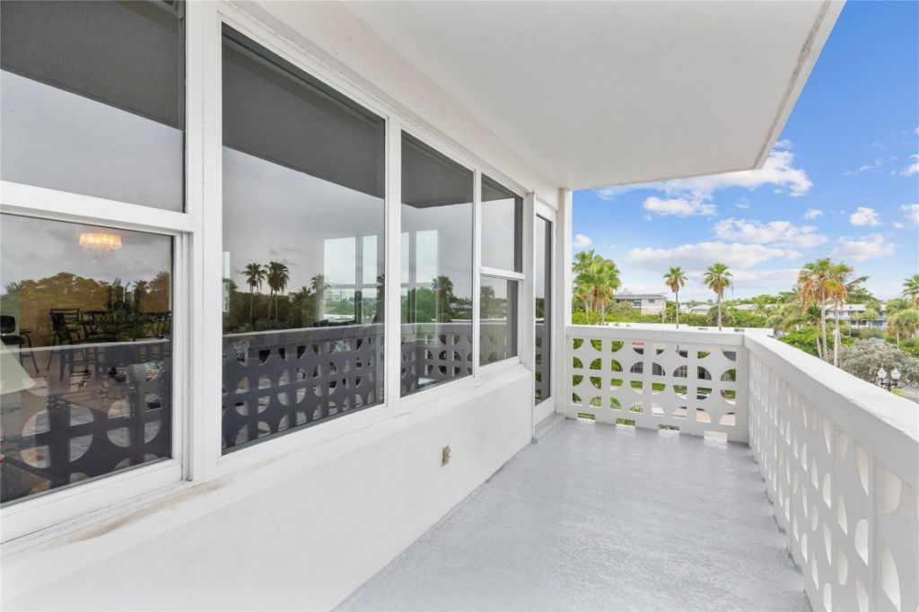 4010 Galt Ocean Drive, Unit 312, Fort Lauderdale, FL 33308 Photo