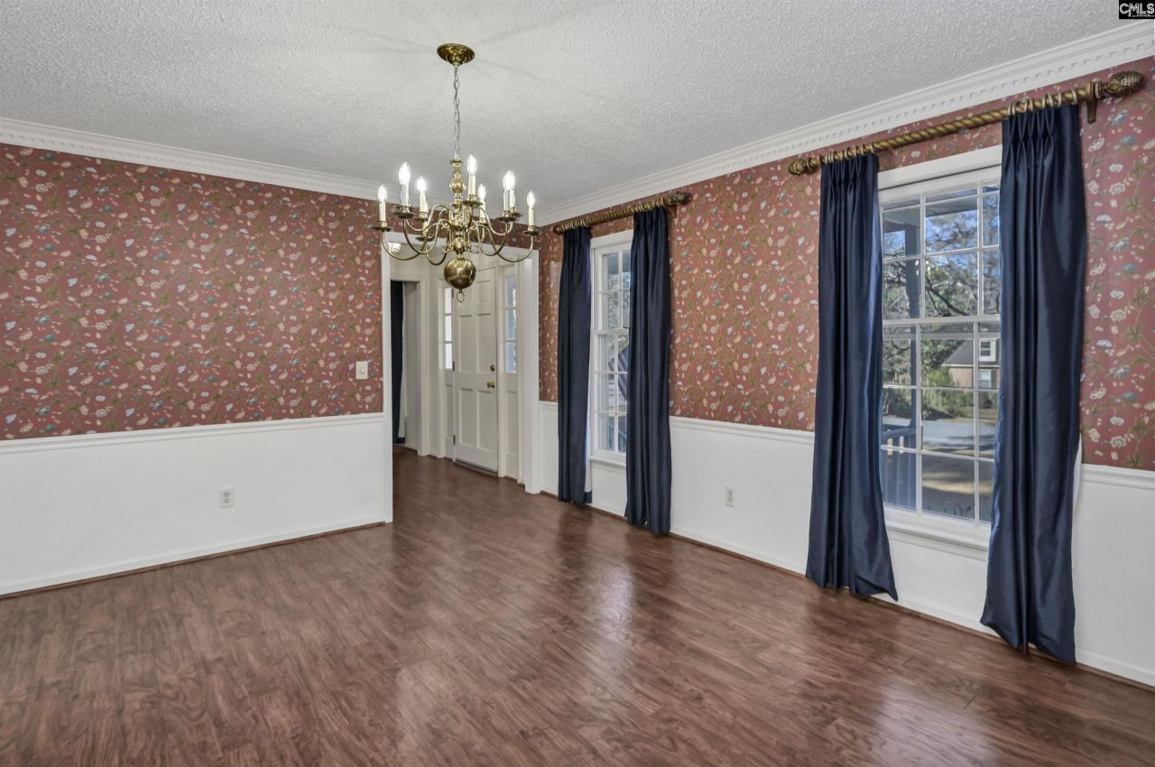 73 Olde Springs Road Photo 10