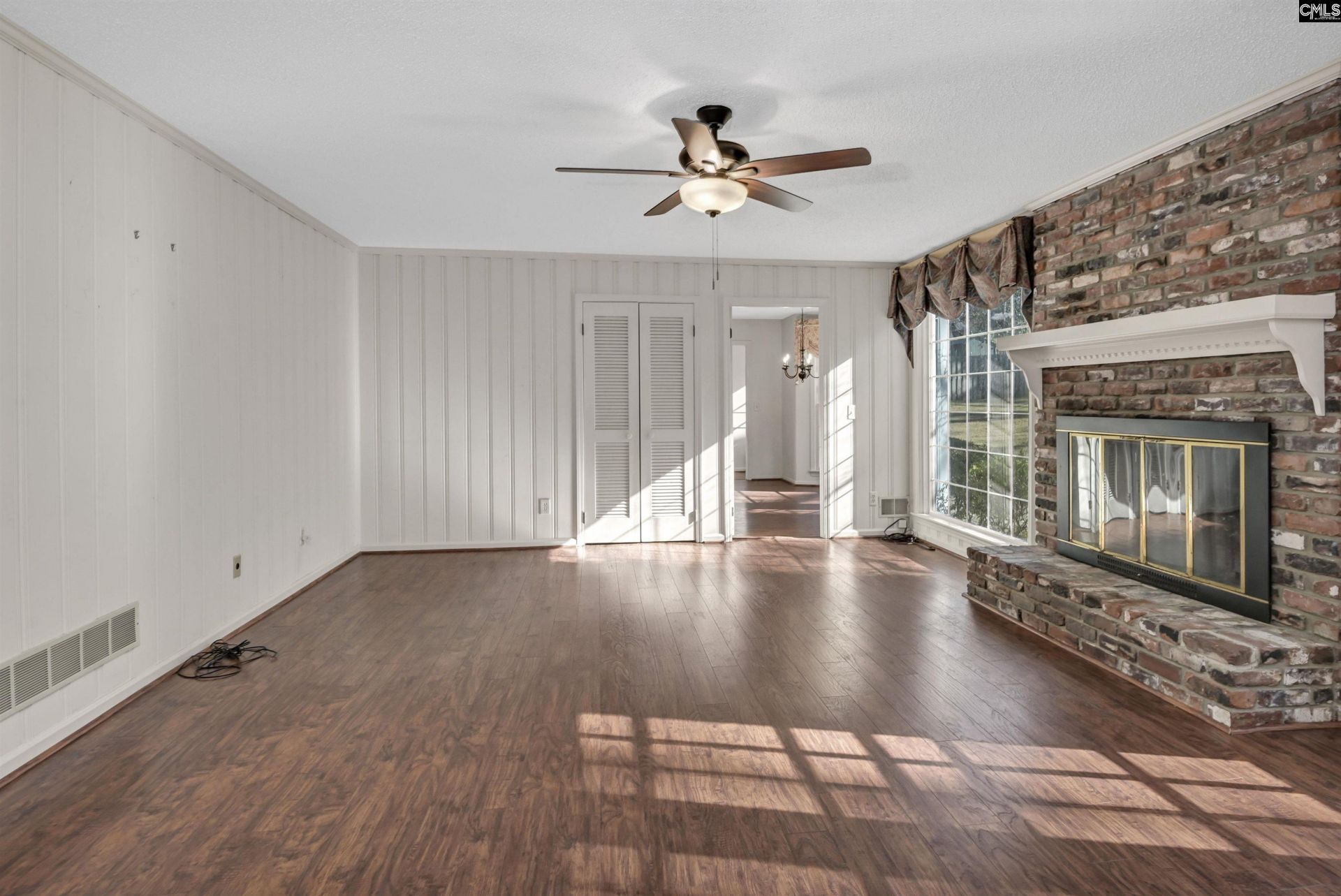 73 Olde Springs Road Photo 12