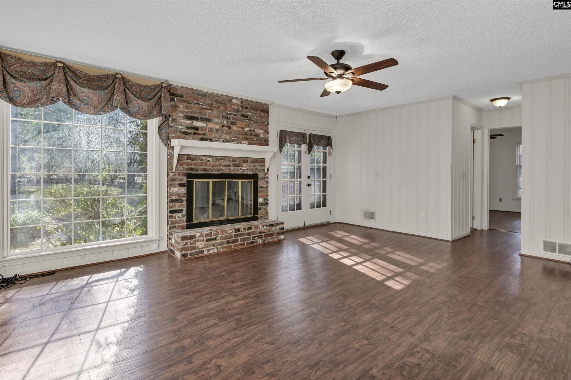 73 Olde Springs Road Photo 14