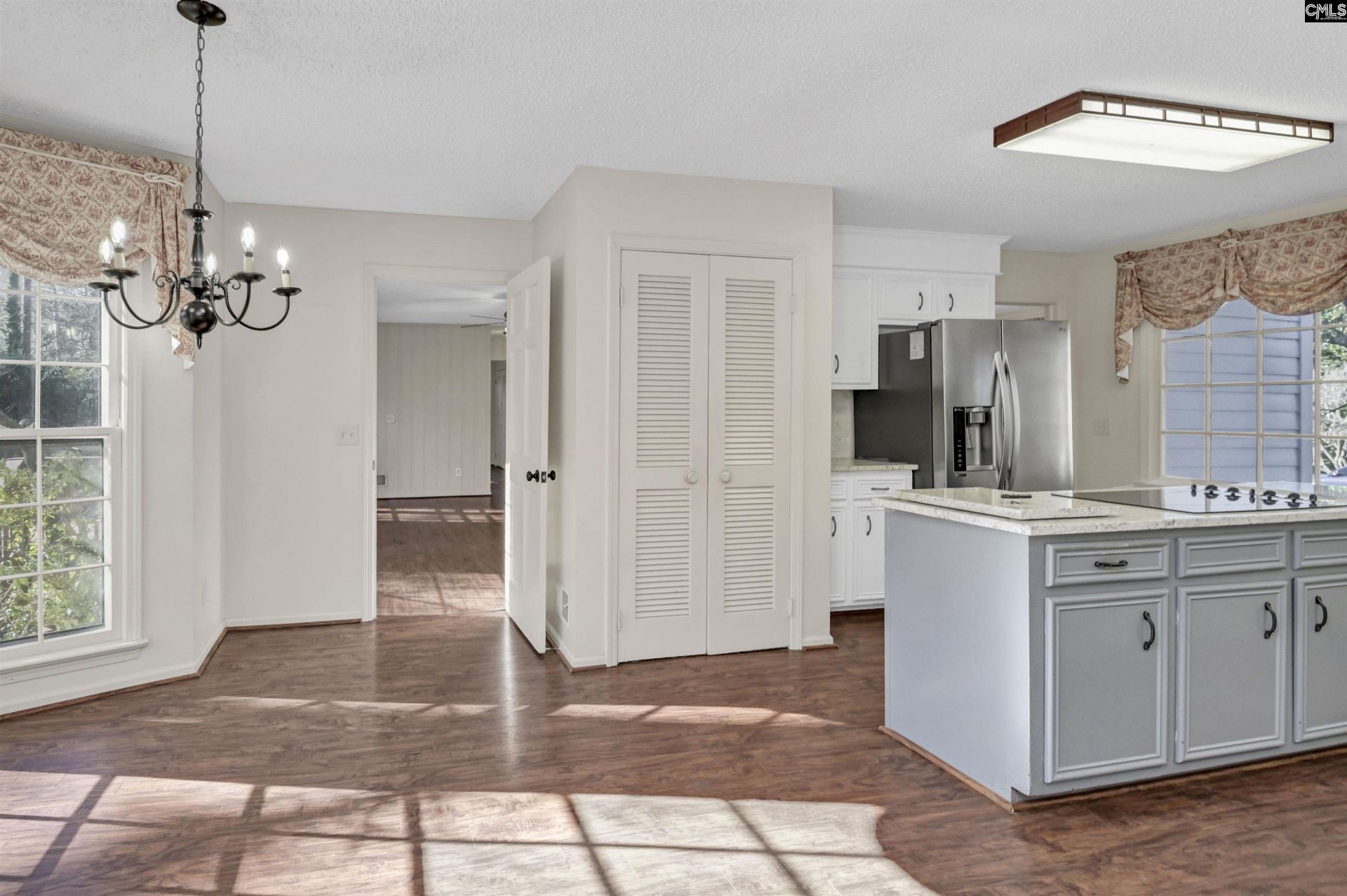 73 Olde Springs Road Photo 16