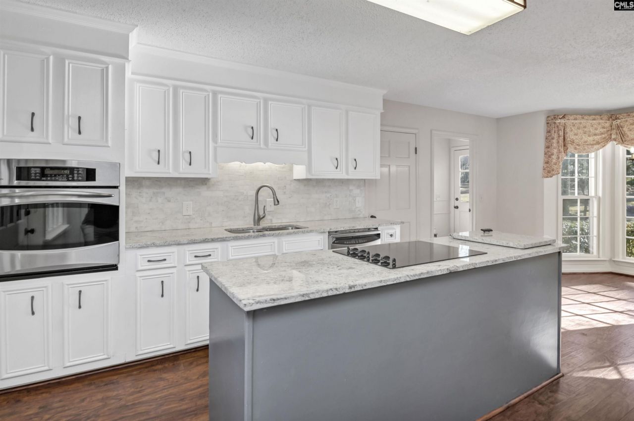 73 Olde Springs Road Photo 18