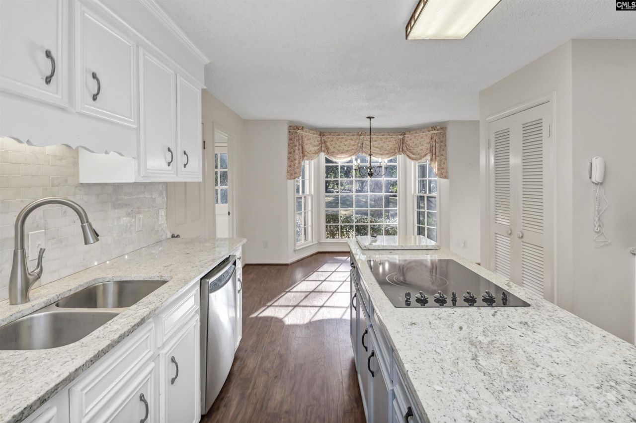 73 Olde Springs Road Photo 19