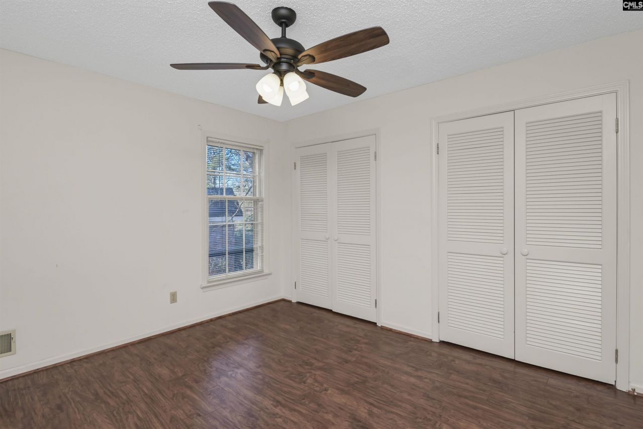 73 Olde Springs Road Photo 23