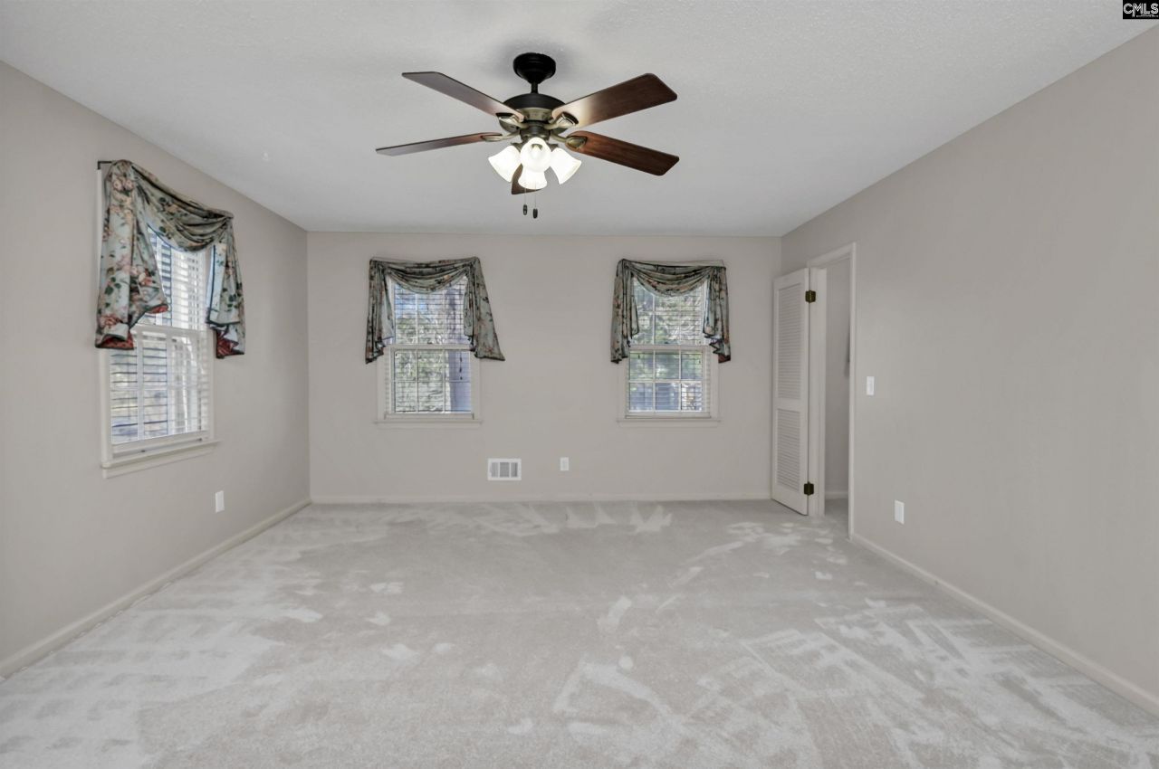 73 Olde Springs Road Photo 34