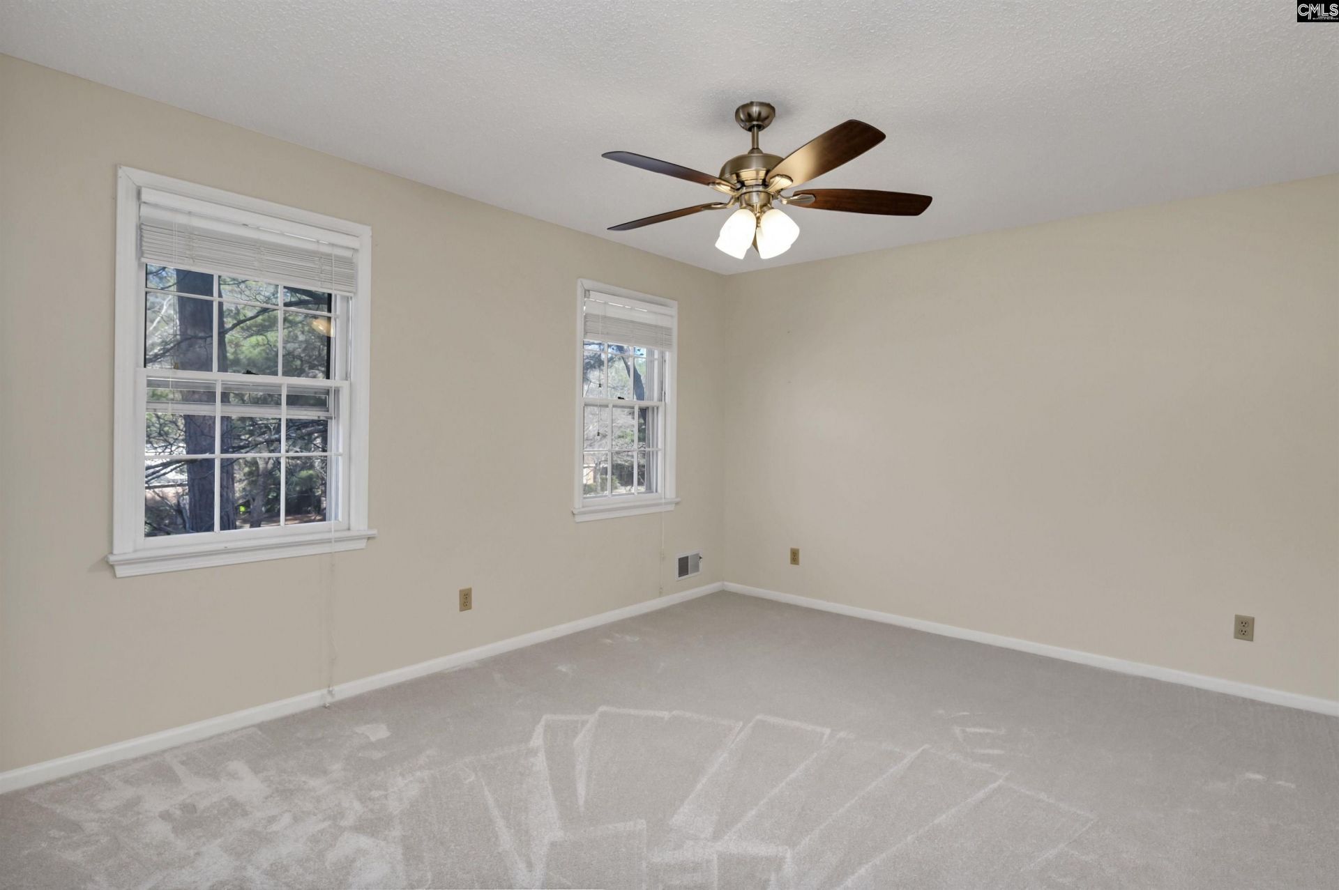 73 Olde Springs Road Photo 35