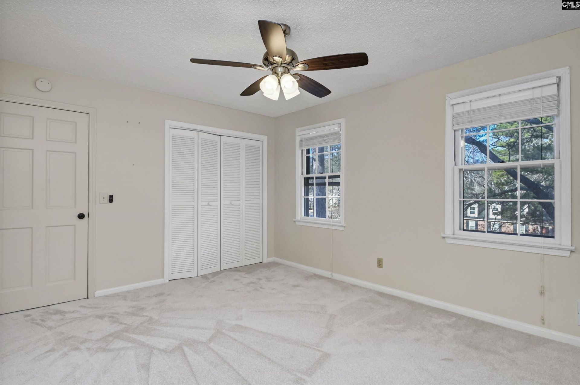 73 Olde Springs Road Photo 36