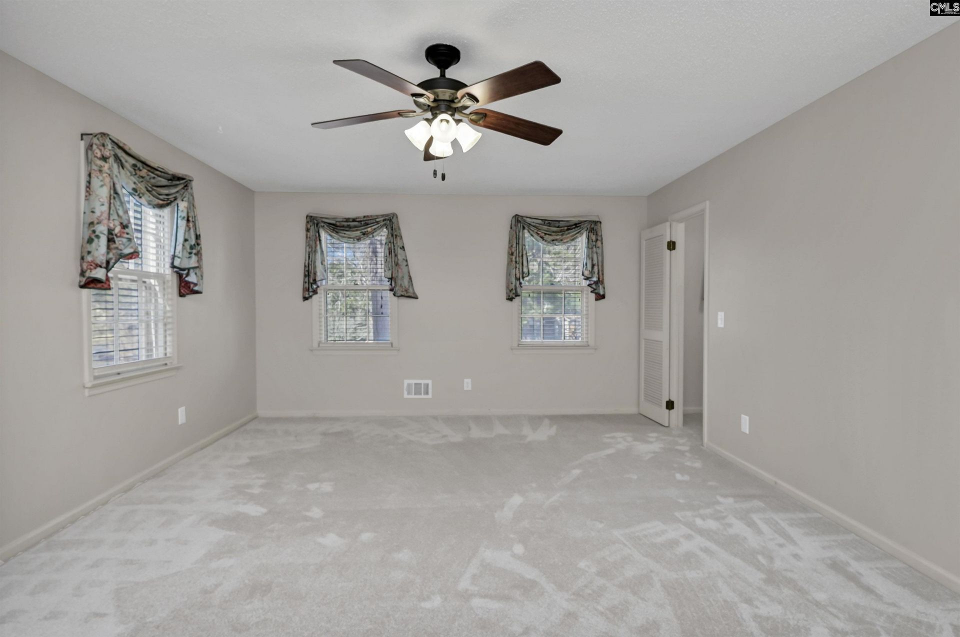 73 Olde Springs Road Photo 37