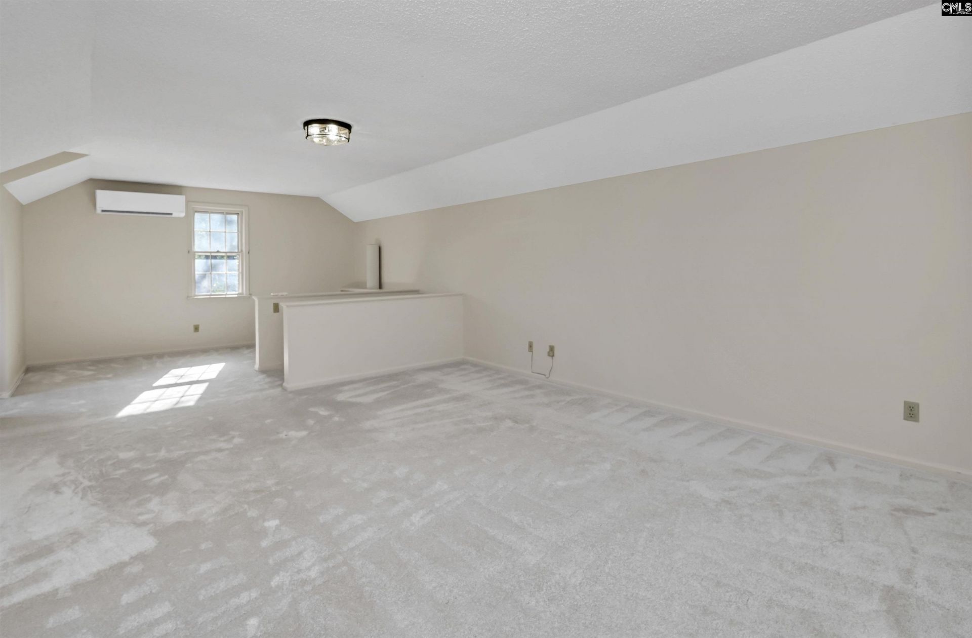 73 Olde Springs Road Photo 41