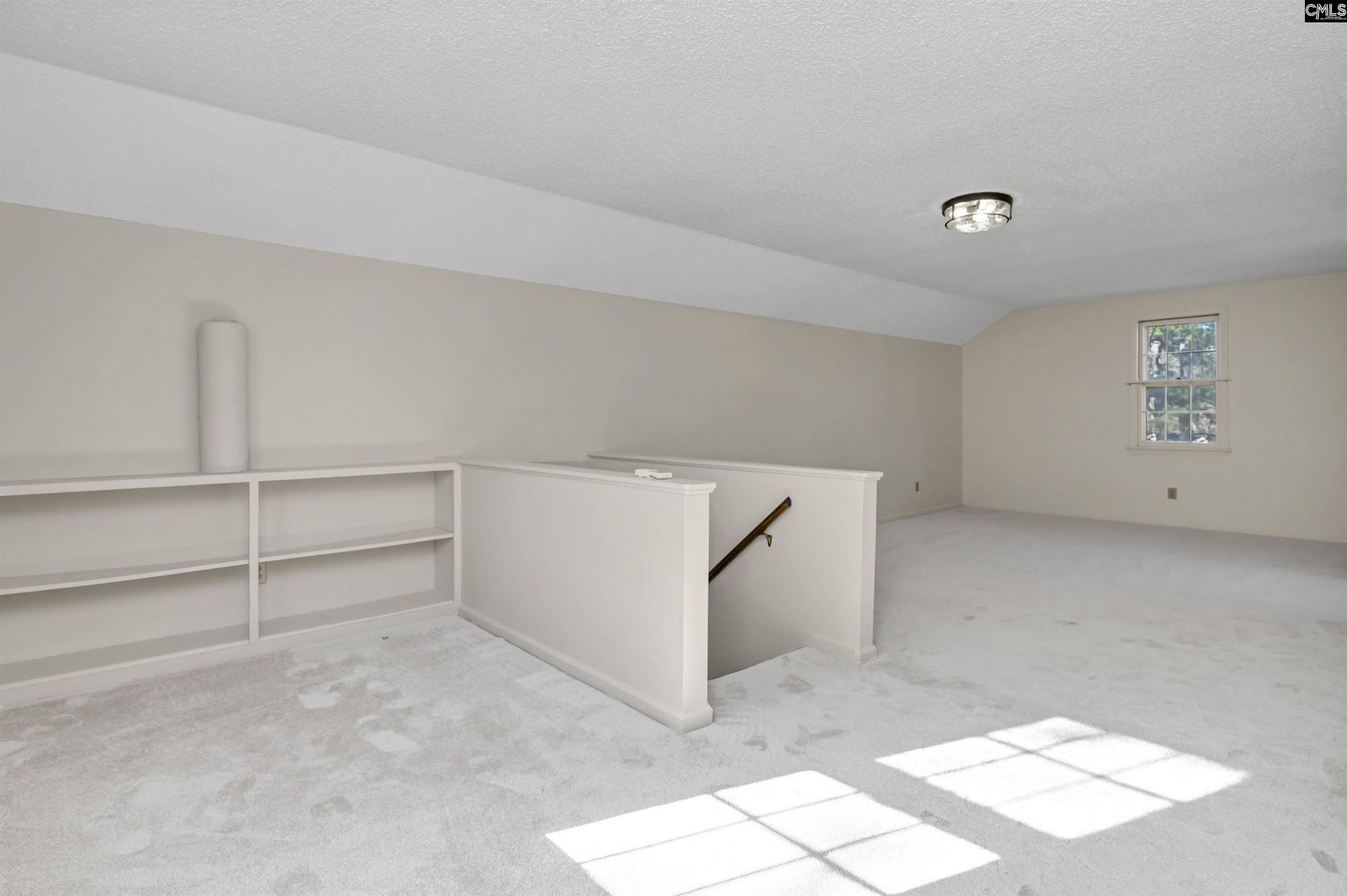 73 Olde Springs Road Photo 42