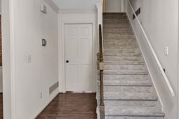 73 Olde Springs Road photo 4