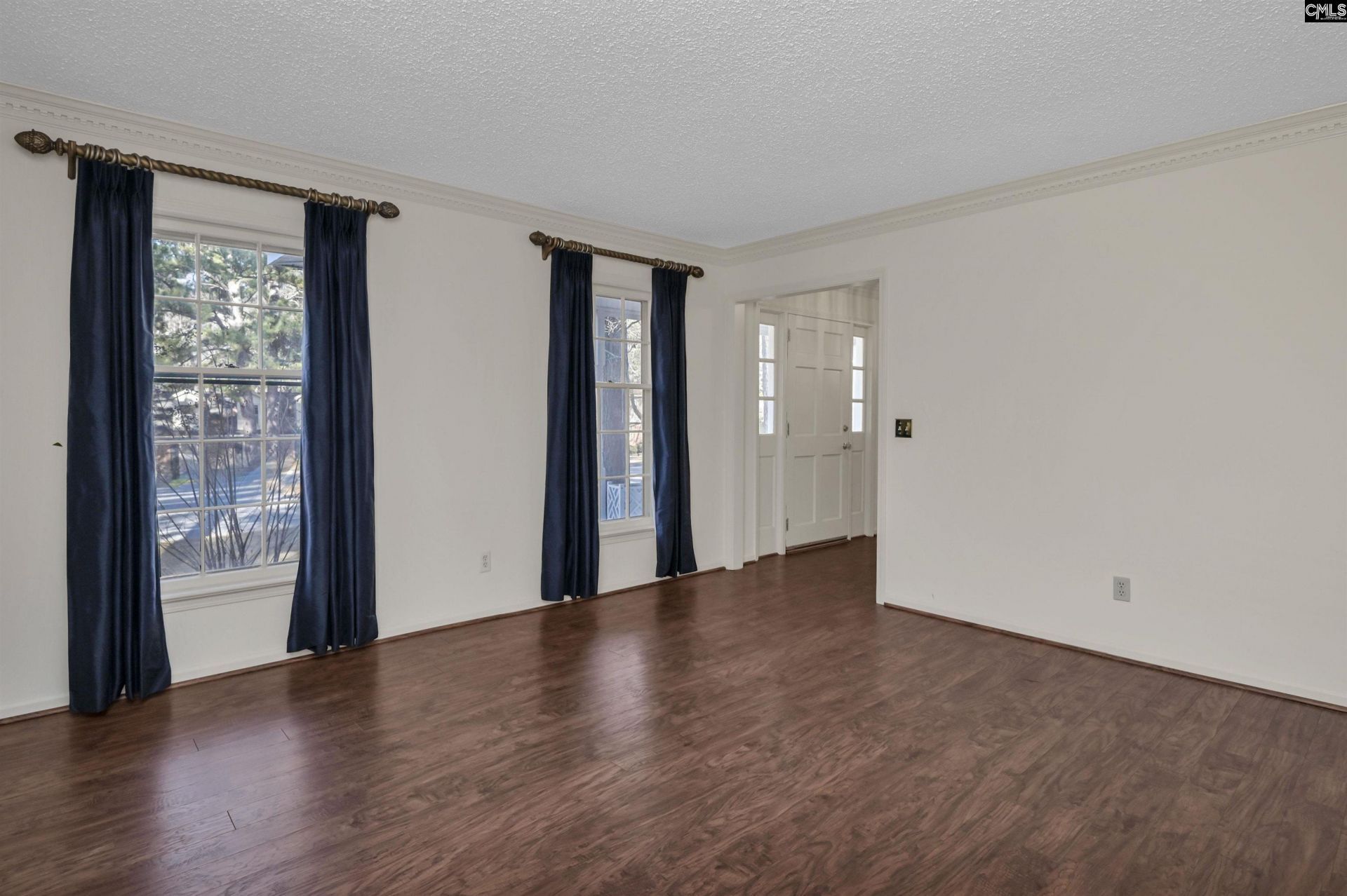 73 Olde Springs Road Photo 7