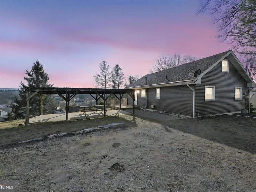 1881 Running Deer Drive, Auburn, PA 17922 Main Photo